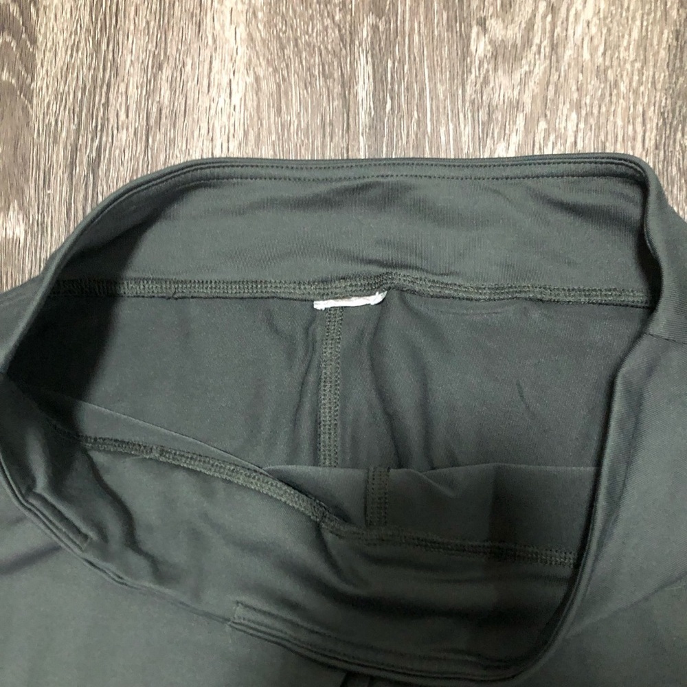 Adidas Dark Grey High-Rise Capri Leggings w/ Hidden Pocket - Picture 3 of 7